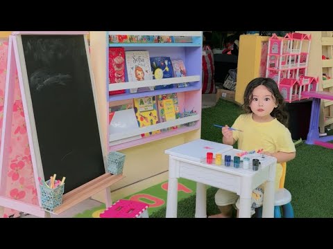 DIY Bookshelf furniture and Blackboard ni indai