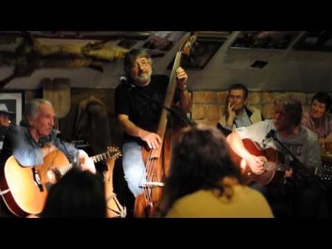 Miki Ryvola - Co zbejvá