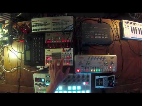TT-303 MS-1 SR-16 Volca Sample and Bass - Live Progressive Techno Jam  - 2018-04-30