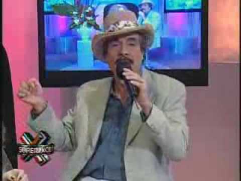 SuperXclusivo 3/24/10 - Calle 13 es criticado por los Cubanos