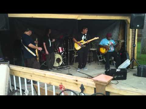 "How Blue Can You Get", Blues Kids jam with bluesman Smiley Tillmon.