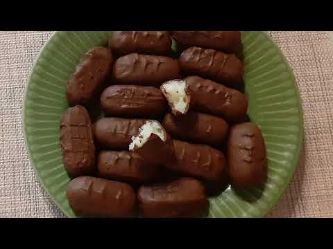 Coconut Chocolate Bar (Homemade Bounty Chocolate Bar)
