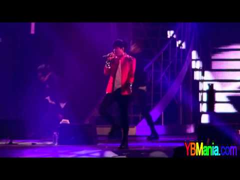 Taeyang & Tablo - Tomorrow (111203 YG Family Concert in Seoul Day1) Fancam [HD]