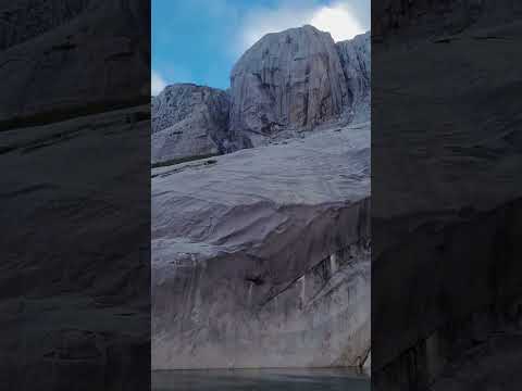 Laguna Trinidad y Cerro Trinidad – Valle de Cochamó, Región de Los Lagos, Chile