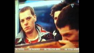 Mittagspause. Innenstadfront.