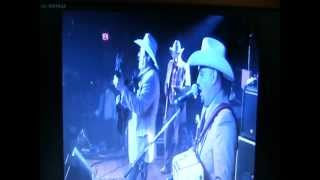 LOS CADETES DE LINARES-LLEVALE ESTA CARTA A ESTHER