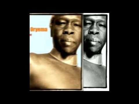 Geoffrey Oryema - listening wind  ( Talking Heads cover ).AVI