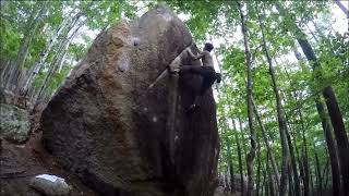 Video thumbnail of 上弦, 初段 (7a+). 小川山 (Ogawayama)