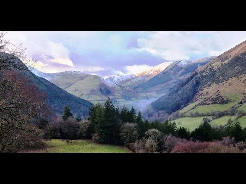 (learning Welsh) how to say the name of the seasons in Welsh