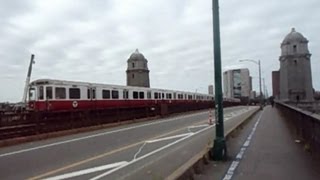 preview picture of video 'Red Line Train Barreling Over Longfellow Bridge - Boston to Cambridge - T'