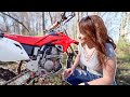 Girlfriends New CRF150RB Walk Around The Ultimate Trail Bike For The Vertically Challenged