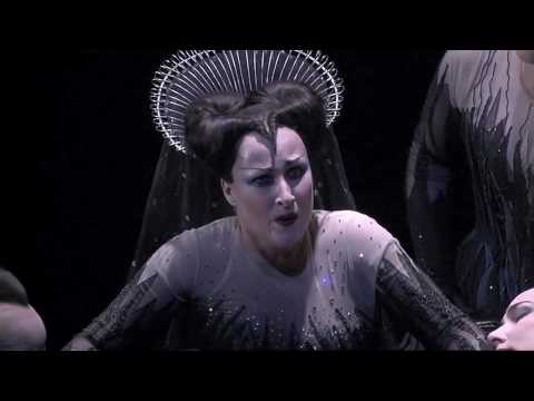 Diana Damrau as Queen of the Night I [HQ]