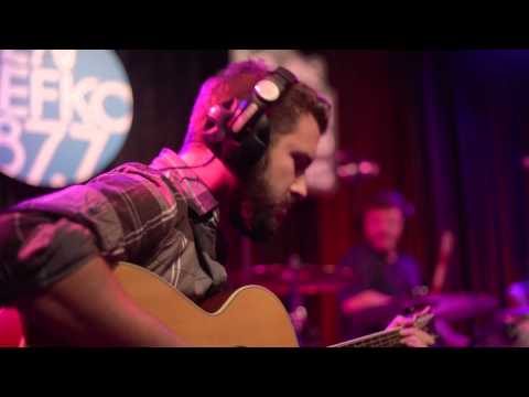 Potergeist - Thriller (Red Bull Unplugged Sessions) | En Lefko 87.7