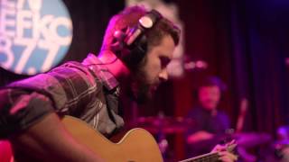 Potergeist - Thriller (Red Bull Unplugged Sessions) | En Lefko 87.7