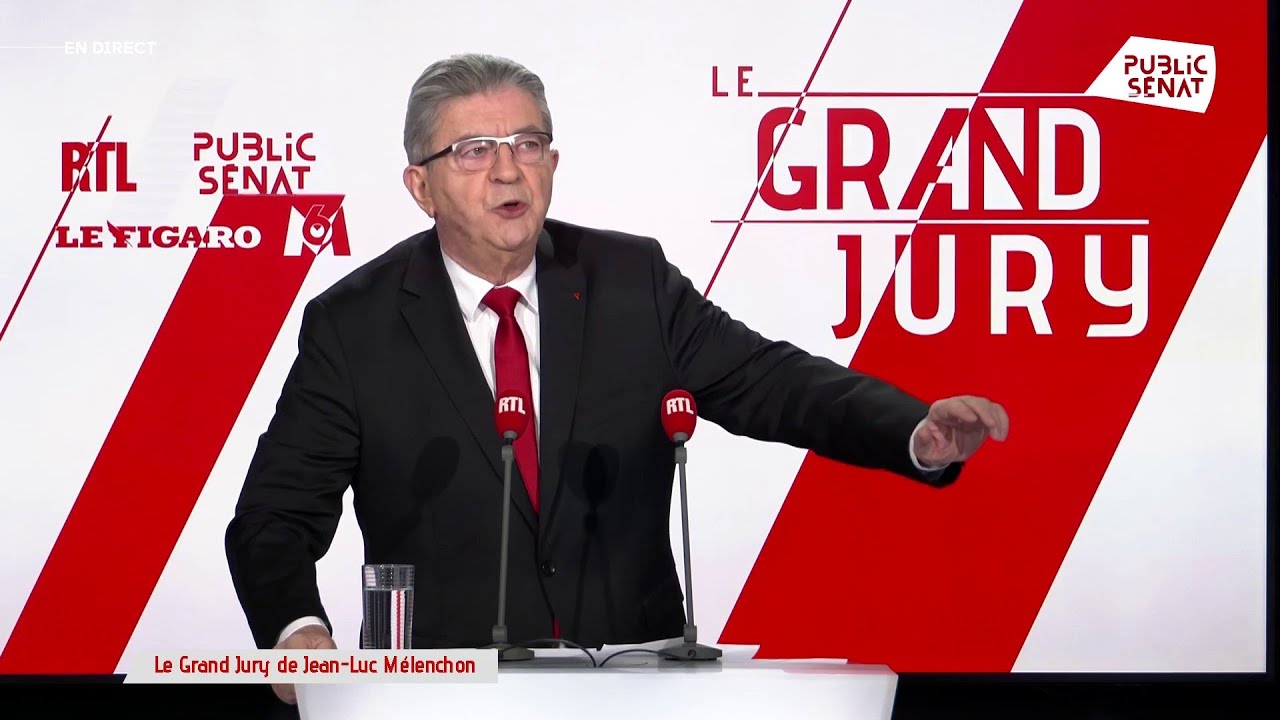 "Ceux qui prennent Monsieur Bayrou pour une chiffe molle se trompent", avertit Jean-Luc Mélenchon