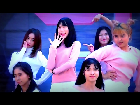 "ไออีกู" cover "TT" (TWICE) @ "K-POP Contest :Thai - Korea Festival with Korea War Veterans"