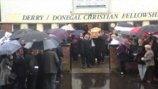 &#39;Rainy Boy Sleep&#39; Stevie Martin funeral in Londonderry