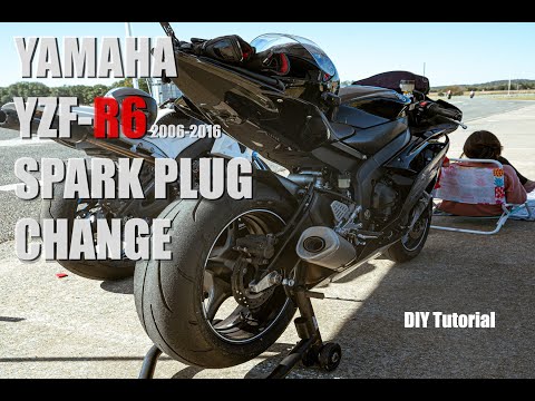 YAMAHA YZF-R6 DIY SPARK PLUG CHANGE (TUTORIAL/EASY)