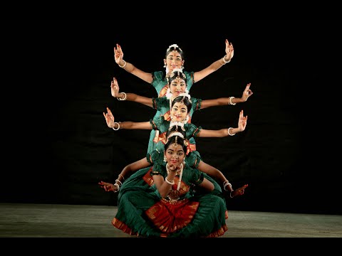 Oothukkadu Venkata Kavi's "Kuzhalooti Manamellam" Group presentation  Sridevi Nrithyalaya