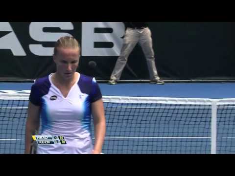 ASB Classic Auckland 2015 - Svetlana Kuznetsova vs. Lucie Hradecka