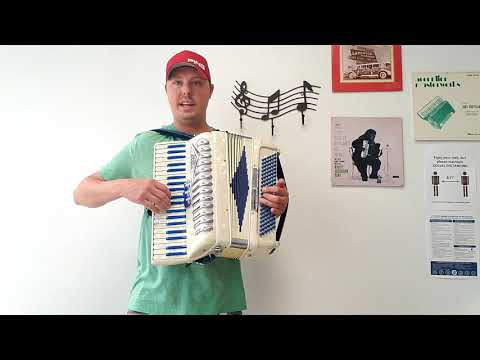 (SOLD!) - Crown - student sized accordion (Carnegie Accordion Company)