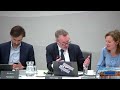 Van Haga (BVNL) legt PvdD'er HAARFIJN uit hoe SLECHT windmolens & elektrische auto's zijn!