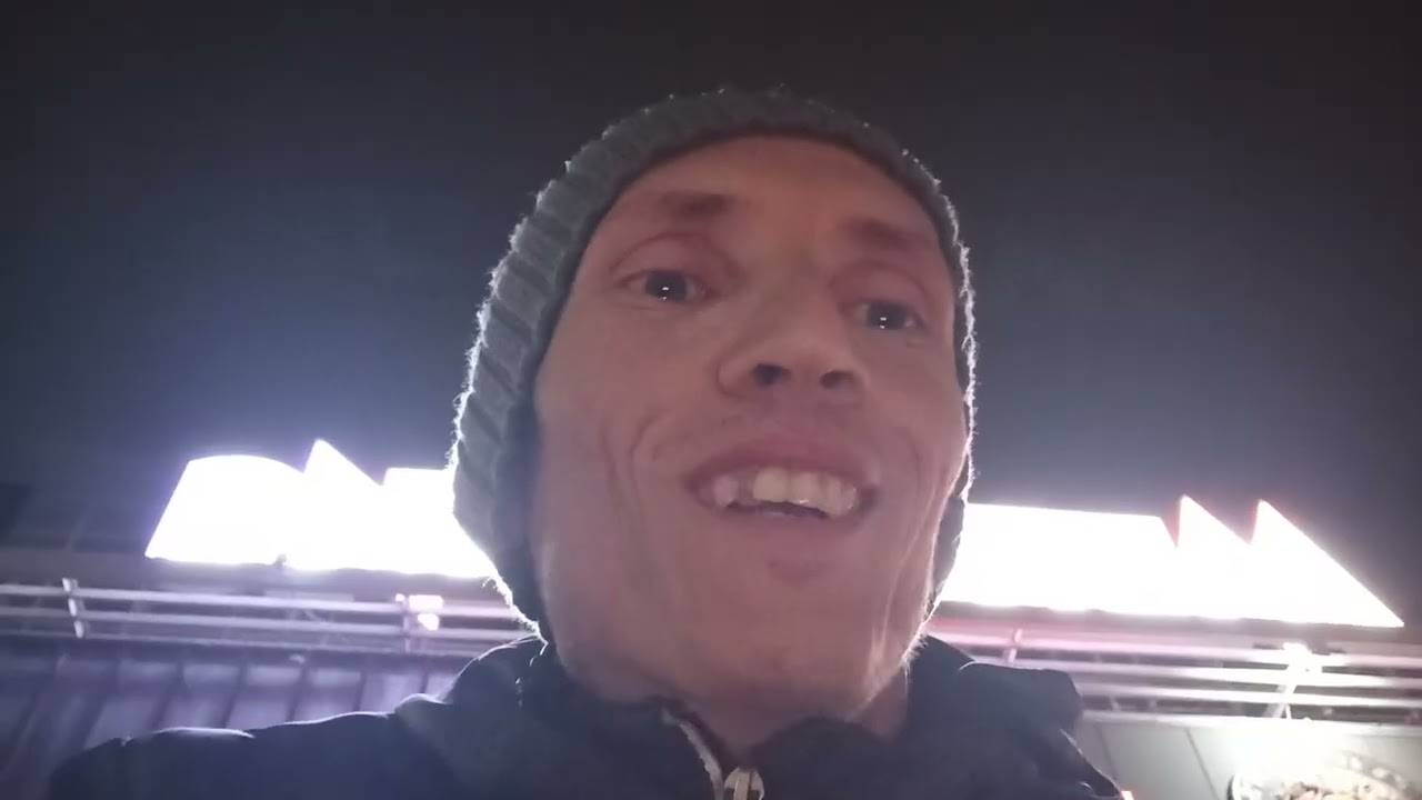 Женщина приревновала меня к другой, но потом ей оказался ей не нужен.
