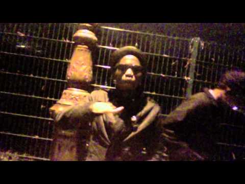 Tya Vuitton feat PetitJemil - Skit skit