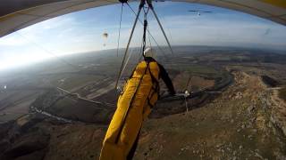 preview picture of video 'Ala Delta - Vuelo en La Muela de Alarilla - Hang Gliding'
