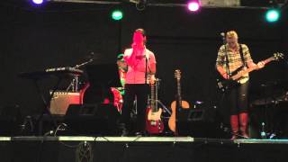 VIVIAN COOK &quot;WHATEVER&quot; REHEARSAL