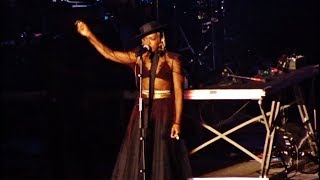 Ms. LAURYN HILL - intro/lost ones @ VIGO 2019