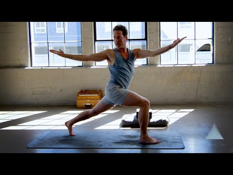 Power Yoga Detox Flow: Quick 10-Minute Energy Boost for Busy Days