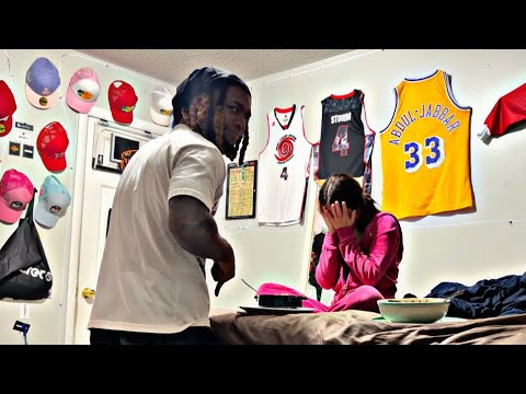 SCHERZO DI DIRE ALLA MIA RAGAZZA "STAI ZITTA" PER OTTENERE UNA SUA REAZIONE (MI HA LASCIATO)