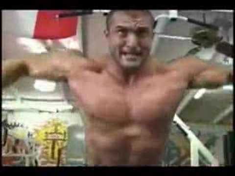 Biceps kulturystyka zdjęcie Jak ból pleców pod napięciem