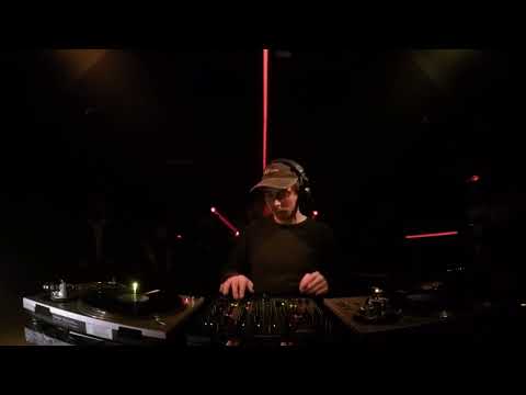 7HS DE VINILOS TECHNO & HOUSE  / Guido Sartoris (dia 1)