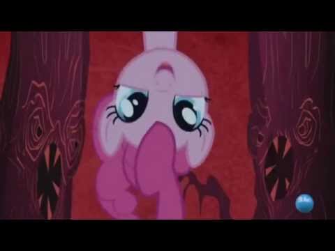 Giggle At The Ghostie video