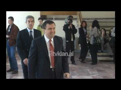 Koalicioni Aleanca per Shtetin ne prag te shperberjes - (28 Prill 2001)