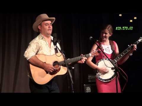 Pete Denahy & Taylor Pfeiffer - Duelin' Banjo