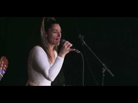 La Malí Cerviño - Afiches (En vivo)