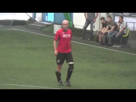 4 КХ 8 Newton  Аэропорт