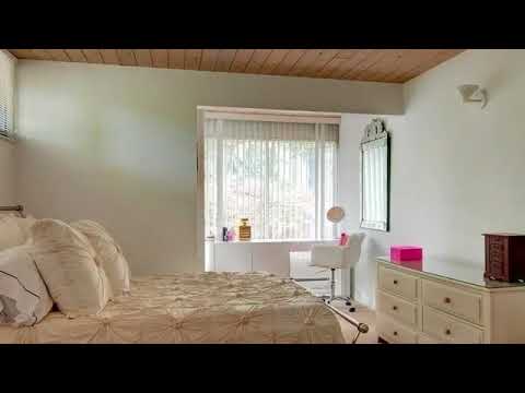 39 Walnut Road, Weston, MA - Listed by Amy Mizner, Sheryl Simon