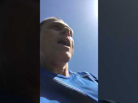 DDD17: One Minute Workout 2 (Hebrews 12:1-2)