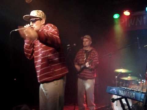 Duże Pe - Tak jak teraz jest (reggae wersja)