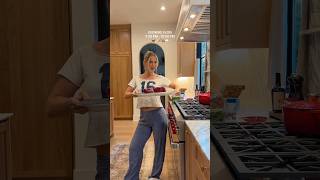 cozy evening vlog grilling out 🥩🤍🥬 #evening #dailyvlog #nighttime #bedtime #nightroutine #home