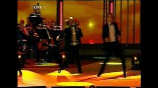 Kim Wilde  Live "Rockin" Around the Christmas Tree