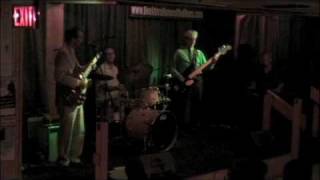 Easy Bill &amp; The Big Beat - Right String But The Wrong Yo-Yo