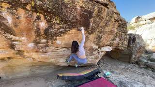 Video thumbnail of Leaping Leptons, V4. Moe’s Valley