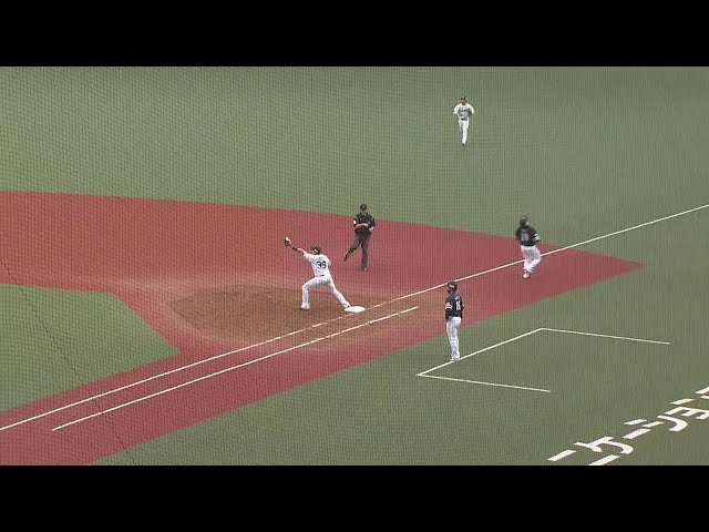 【5回表】トリプルプレー!! ライオンズ・守備陣が素早い連係プレーを見せてピンチ脱出!! 2022年4月10日 埼玉西武ライオンズ 対 福岡ソフトバンクホークス