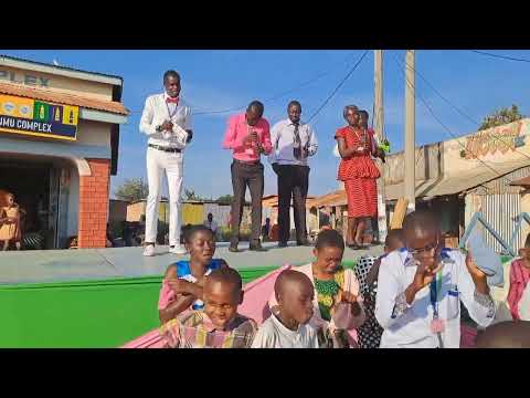 Kelly Komala Nying yesu oyudo duong'