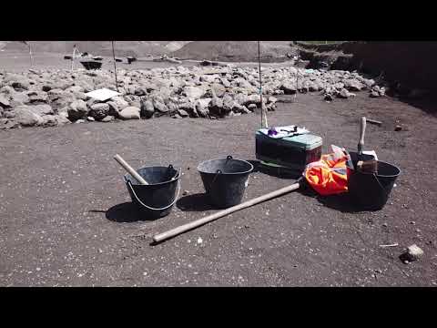 A75 Veyre Monton :  ma cabane, mes cailloux - Puy de Dôme